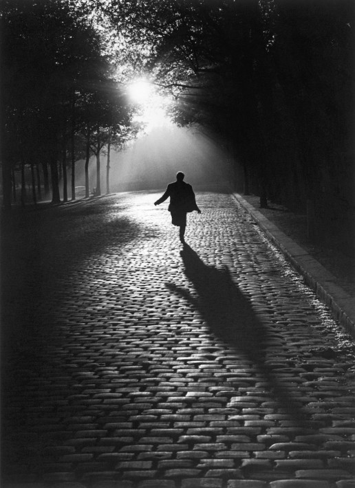 L'homme qui court, Paris 1953 Sabine Weiss © Sabine Weiss